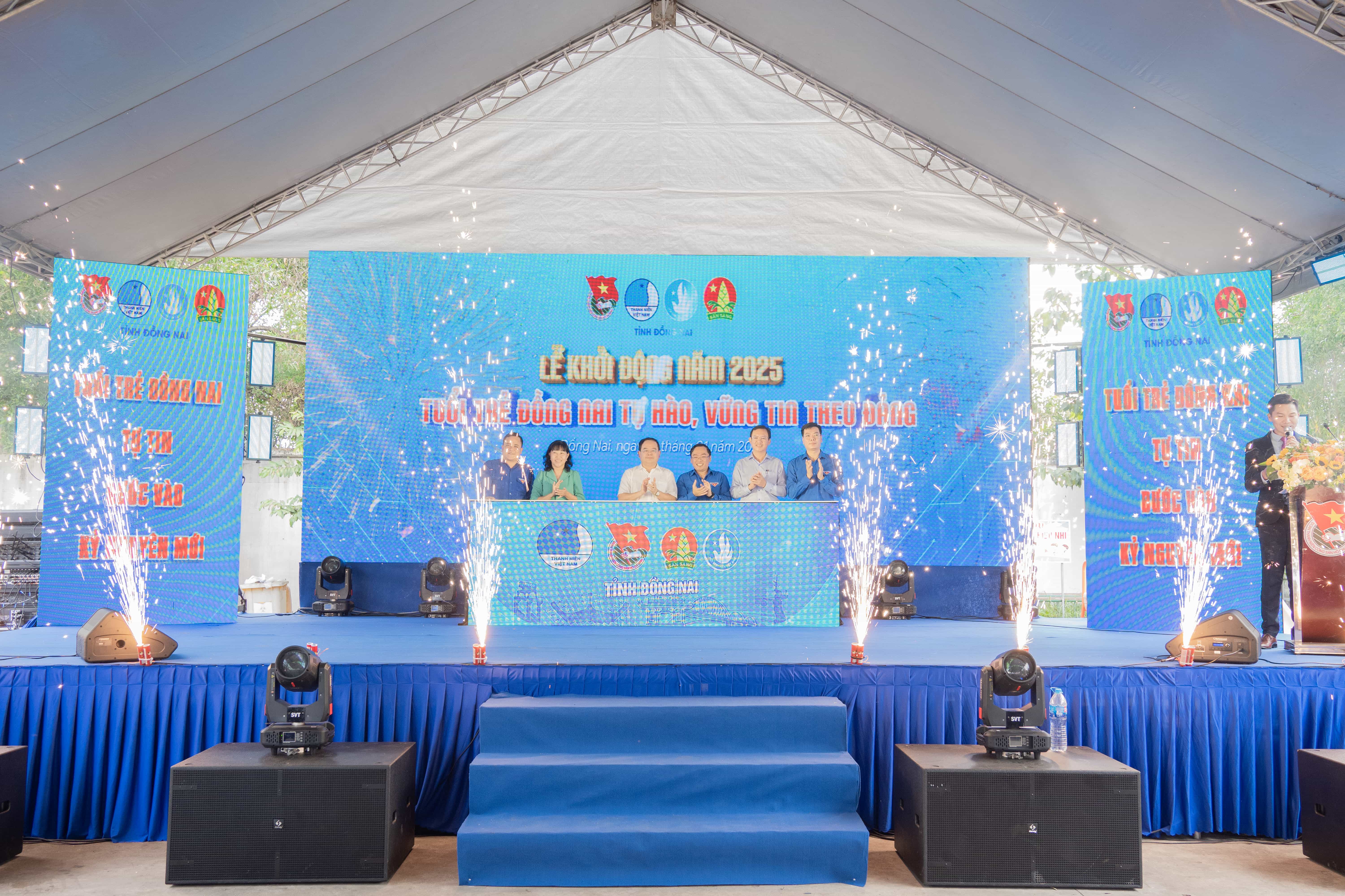 Lễ Khởi Động Năm 2025